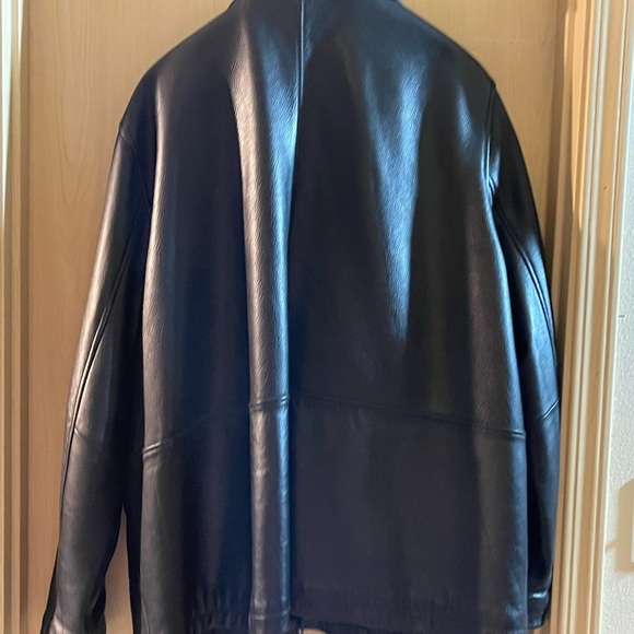 Mens black leather jacket - Picture 6 of 7